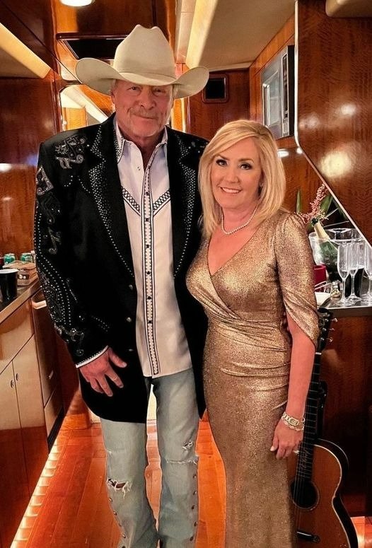 After 43 Years of Marriage, Alan Jackson Shares a Monumental Announcement. See it below 👇