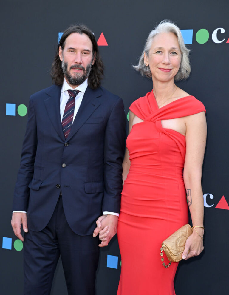 Keanu Reeves debuts shocking new hairstyle, and everyone is in agreement